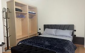 Am Apartment Tirana