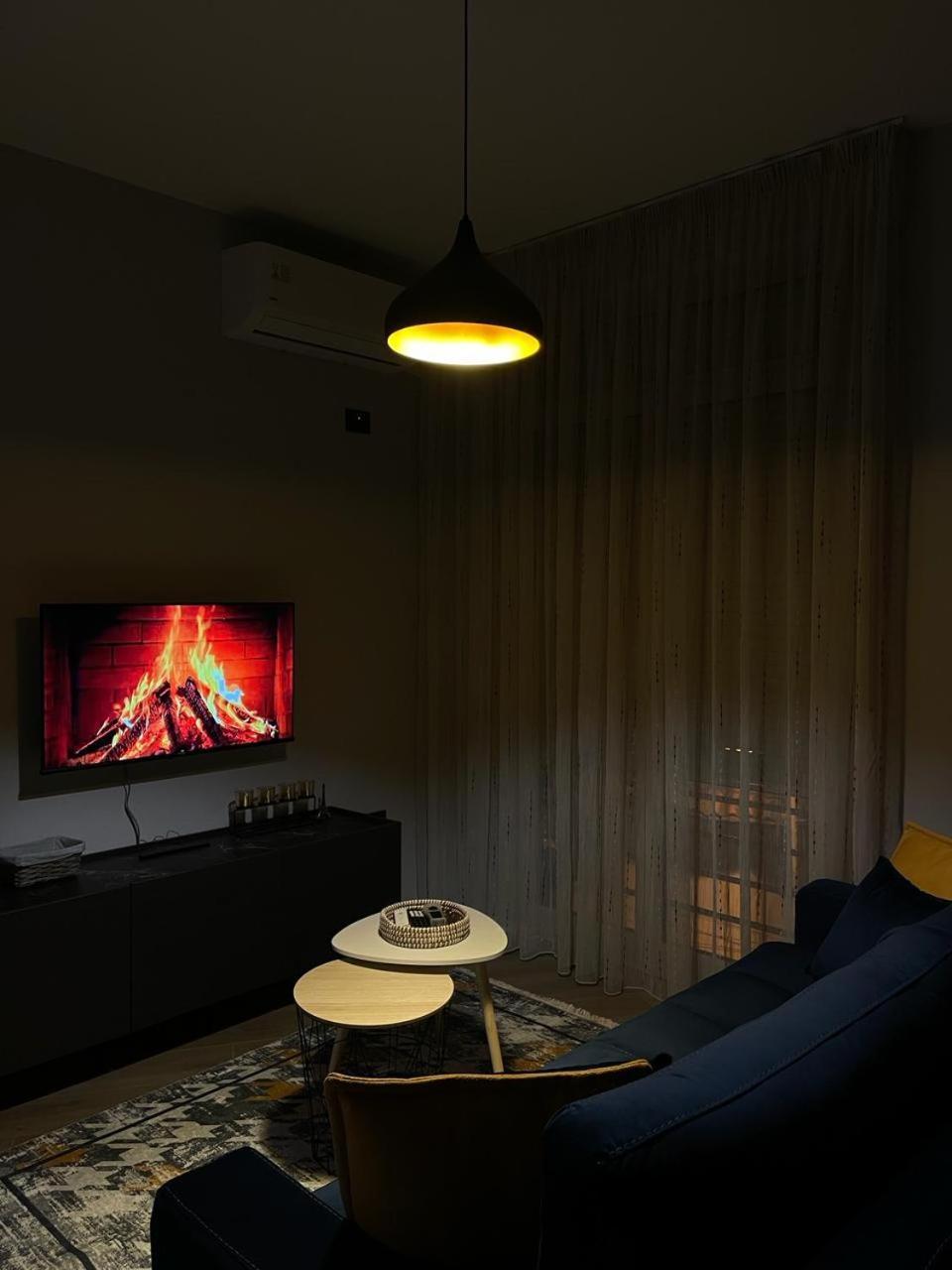 Am Apartment Tirana Esterno foto